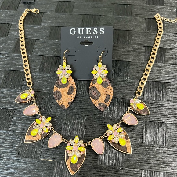 Guess Jewelry Set - Picture 4 of 9